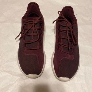 ADIDAS  TUBULAR SHADOW SNEAKERS SIZE 8.5 COLOR BURGUNDY & WHITE